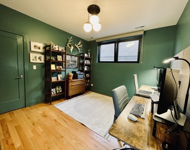 3644 W Belmont Avenue - Photo Thumbnail 9