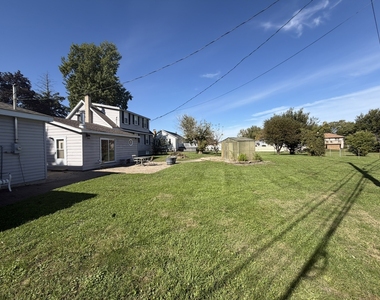 11407 S Avon Avenue - Photo Thumbnail 20