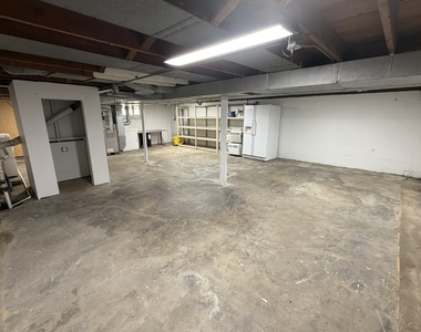 11407 S Avon Avenue - Photo Thumbnail 18