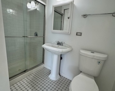 1117 Leavitt Avenue - Photo Thumbnail 7
