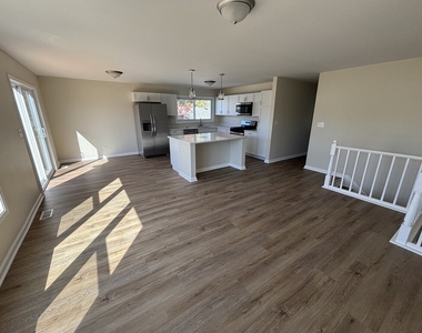 20032 S Sycamore Drive - Photo Thumbnail 1