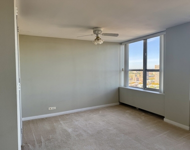 655 W Irving Park Road - Photo Thumbnail 9