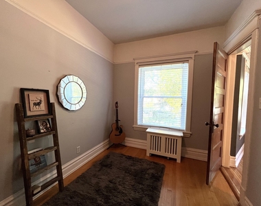 322 S Ridgeland Avenue - Photo Thumbnail 3