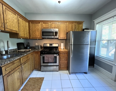 322 S Ridgeland Avenue - Photo Thumbnail 11