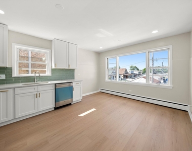 7062 W Diversey Avenue - Photo Thumbnail 2