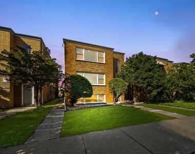 7062 W Diversey Avenue - Photo Thumbnail 12