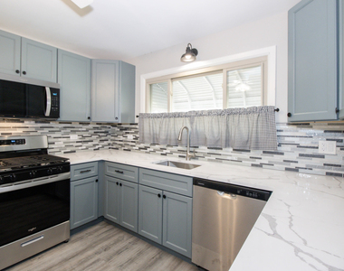 2337 Park Avenue - Photo Thumbnail 10