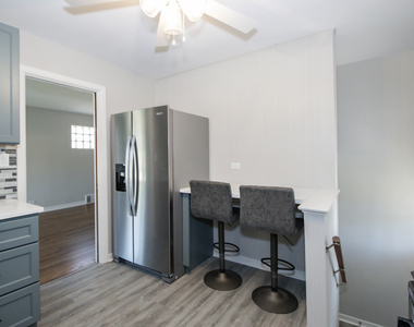 2337 Park Avenue - Photo Thumbnail 11