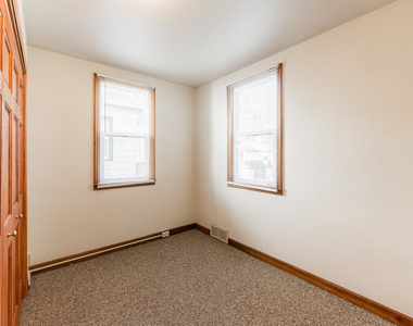 512 N 6th Street - Photo Thumbnail 10