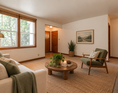 512 N 6th Street - Photo Thumbnail 3