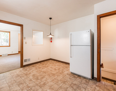 512 N 6th Street - Photo Thumbnail 7