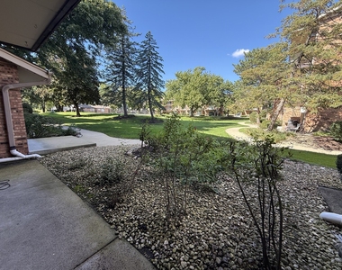5330 Waterbury Drive - Photo Thumbnail 4