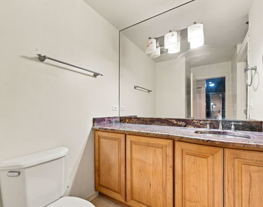 1000 E 53rd Street - Photo Thumbnail 10