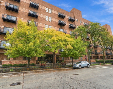 1000 E 53rd Street - Photo Thumbnail 1