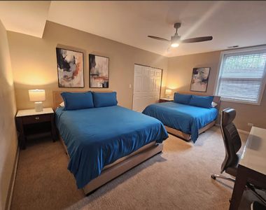 1050 W Dakin Street - Photo Thumbnail 16