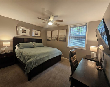 1050 W Dakin Street - Photo Thumbnail 11