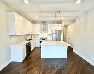 2303 W Wilcox Street - Photo Thumbnail 4