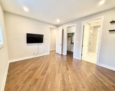 2303 W Wilcox Street - Photo Thumbnail 14