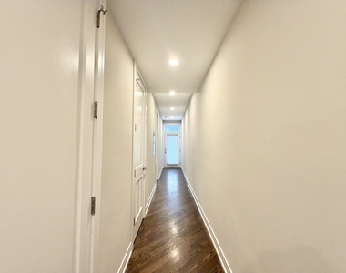 2303 W Wilcox Street - Photo Thumbnail 6