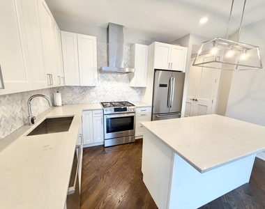 2303 W Wilcox Street - Photo Thumbnail 5