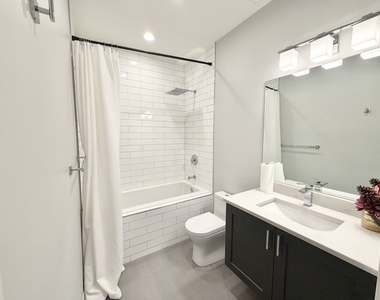 2303 W Wilcox Street - Photo Thumbnail 8
