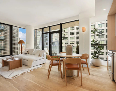 20 Rockwell Place - Photo Thumbnail 2
