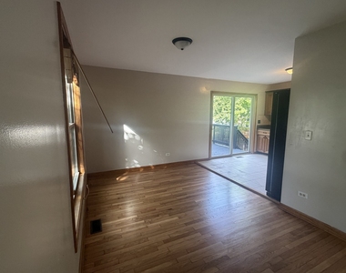 105 N Schmidt Road - Photo Thumbnail 2