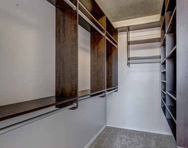 659 W Randolph Street - Photo Thumbnail 14