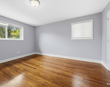 8500 S Calumet Avenue - Photo Thumbnail 15
