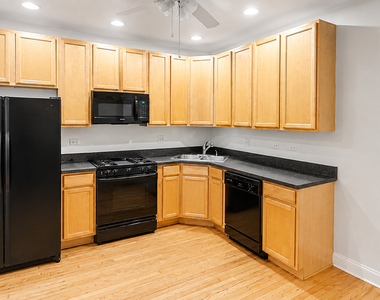 6452 N Bell Avenue - Photo Thumbnail 2