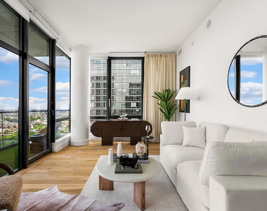 20 Rockwell Place - Photo Thumbnail 14