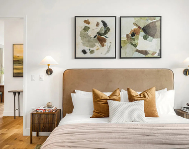 20 Rockwell Place - Photo Thumbnail 2