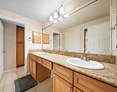 2255 Braeswood Park Drive - Photo Thumbnail 13