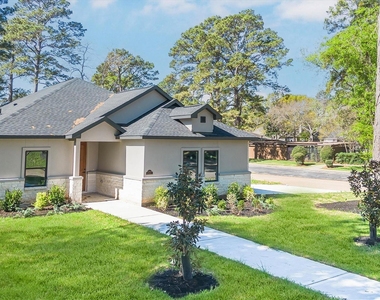 11843 Briarwood Lane - Photo Thumbnail 13