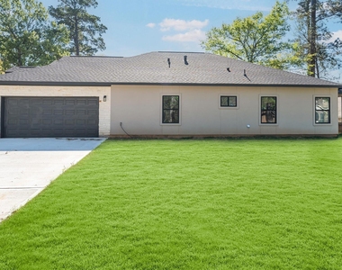11843 Briarwood Lane - Photo Thumbnail 7
