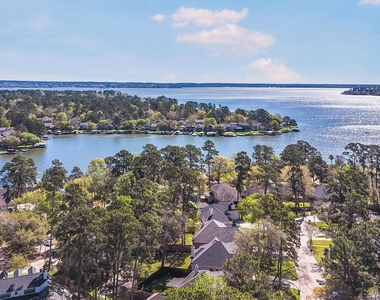 11843 Briarwood Lane - Photo Thumbnail 23