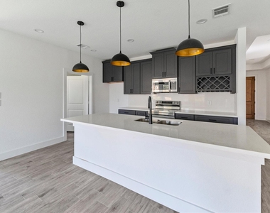 11843 Briarwood Lane - Photo Thumbnail 47