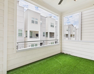 2761 Clinton Drive - Photo Thumbnail 11