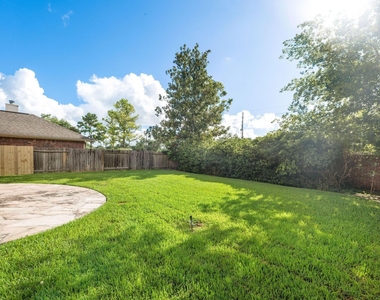 1814 Foster Leaf Lane - Photo Thumbnail 38