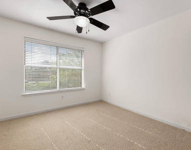 1814 Foster Leaf Lane - Photo Thumbnail 31