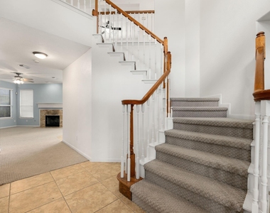 1814 Foster Leaf Lane - Photo Thumbnail 4