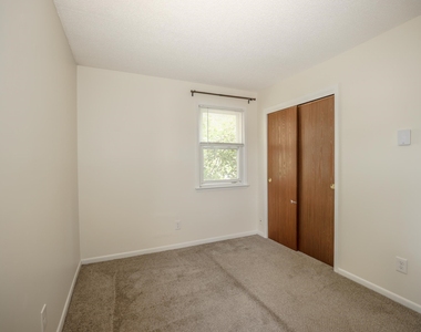 31 Springview - Photo Thumbnail 10