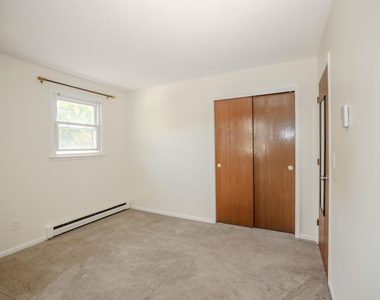 31 Springview - Photo Thumbnail 13