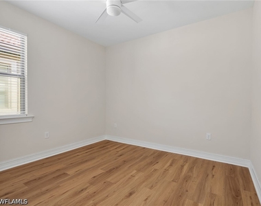 16382 Barclay Court - Photo Thumbnail 25