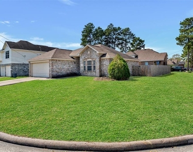 16790 N Bob White Drive - Photo Thumbnail 2