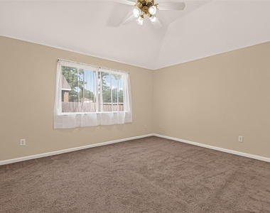 16790 N Bob White Drive - Photo Thumbnail 15