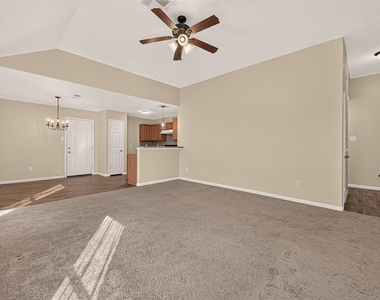 16790 N Bob White Drive - Photo Thumbnail 4