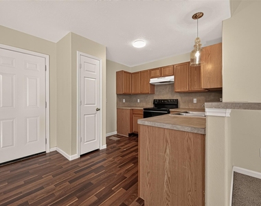 16790 N Bob White Drive - Photo Thumbnail 7