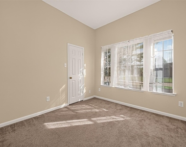 16790 N Bob White Drive - Photo Thumbnail 12