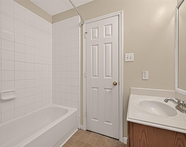 16790 N Bob White Drive - Photo Thumbnail 18